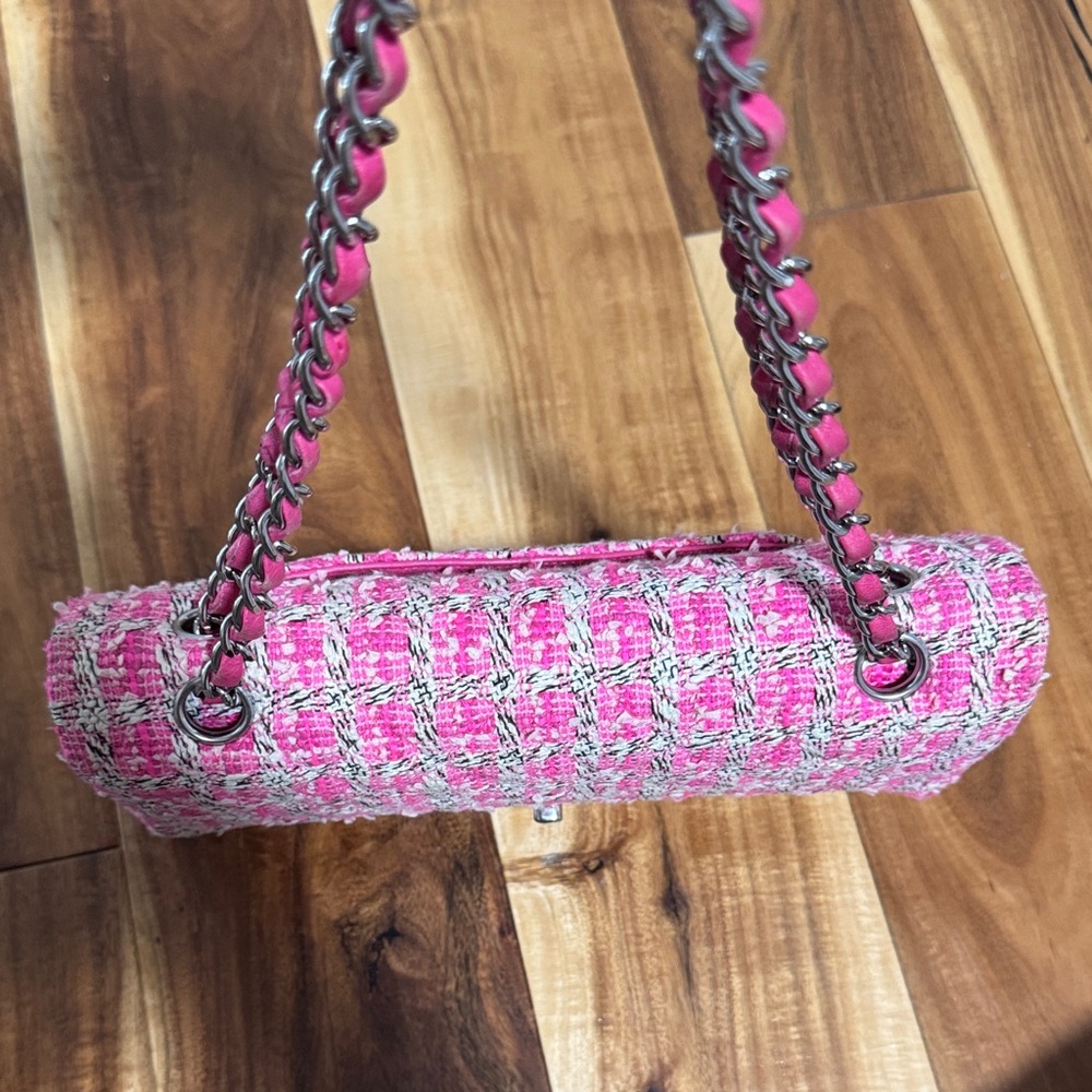 CHANEL Medium Classic Double Flap Tweed Bag - Picture 6 of 12